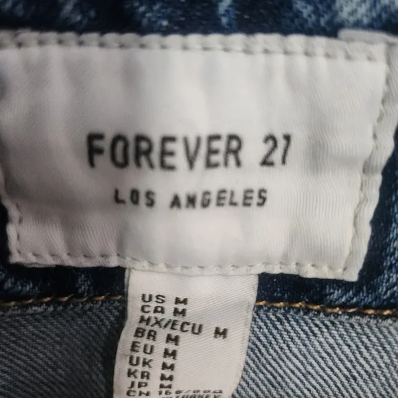 Forever 21 Cropped Jean Jacket size M - Picture 3 of 9